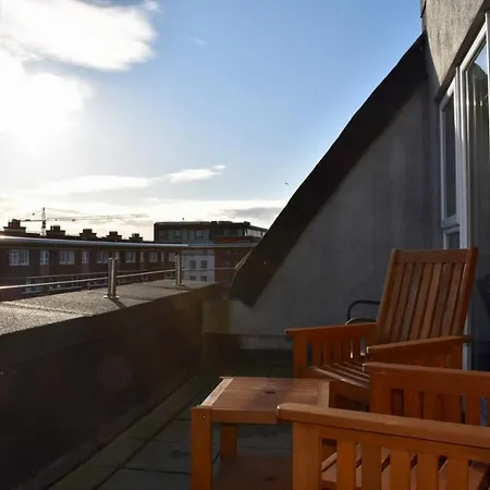 Modern And Spacious 2 Bed Apt In Central Apartment Dublin