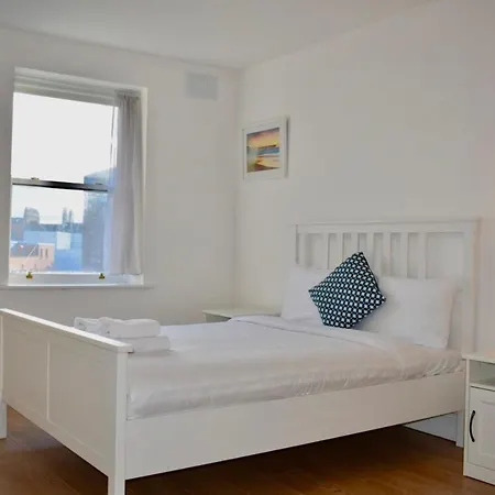 Modern And Spacious 2 Bed Apt In Central Apartment Dublin
